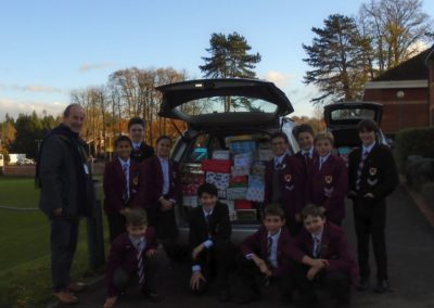 Chaplaincy Team Shoe Box Appeal loading car